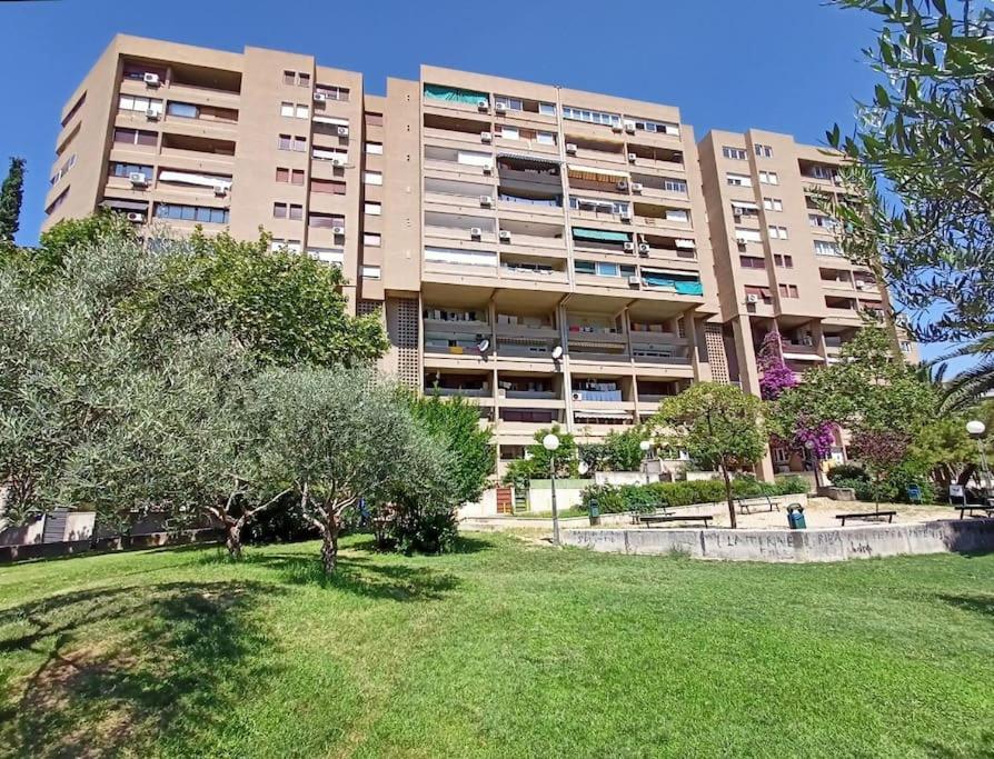 Eurit Apartment Shown In Detail Split Exterior foto